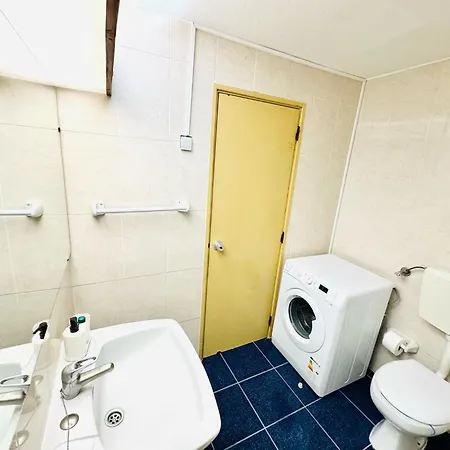 Oura Apartment